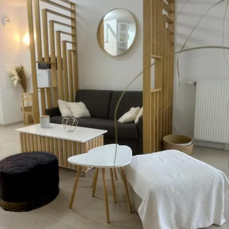 Spacieux Appart Terrasse Metro Hopital 4Pers Wifi Villejuif Exterior photo