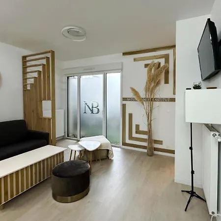 Spacieux Appart Terrasse Metro Hopital 4Pers Wifi Villejuif Exterior photo