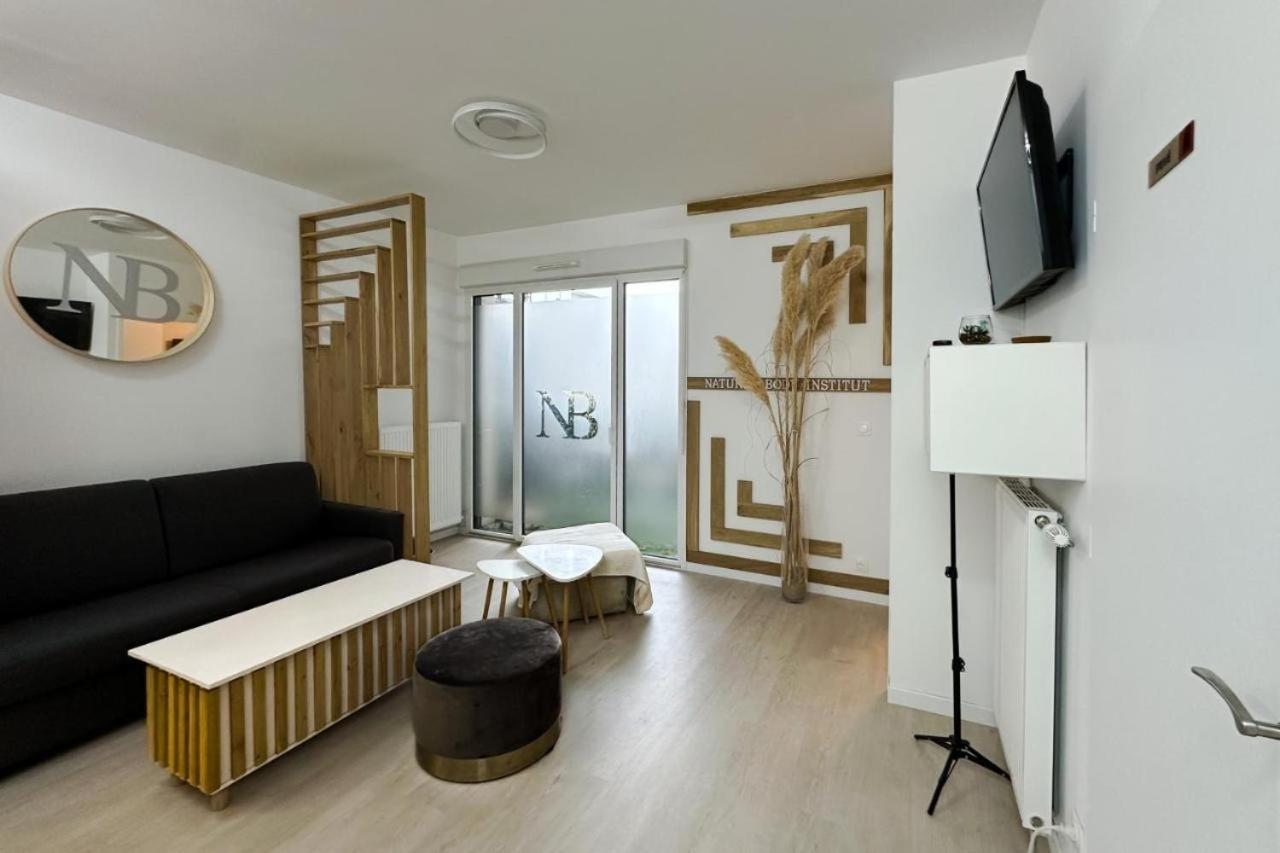 Spacieux Terrasse Metro Hopital 4pers Wifi Appartamento *